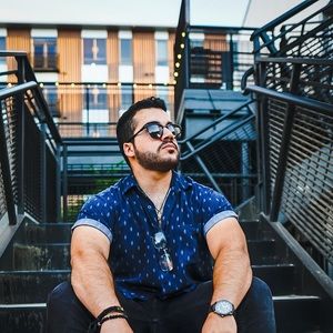 Meet your Posher, Nickon